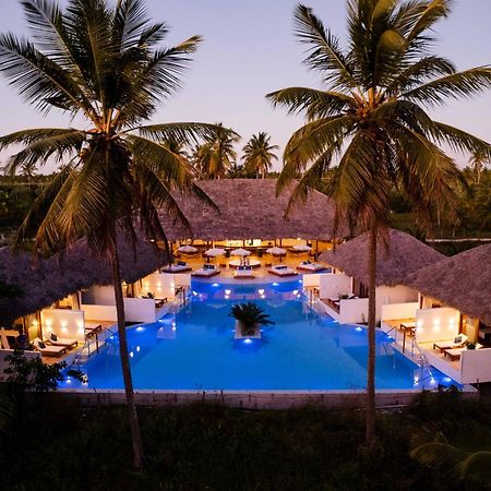 Mkni Hotel - Ikaika Makani Experience Prea Bagian luar foto