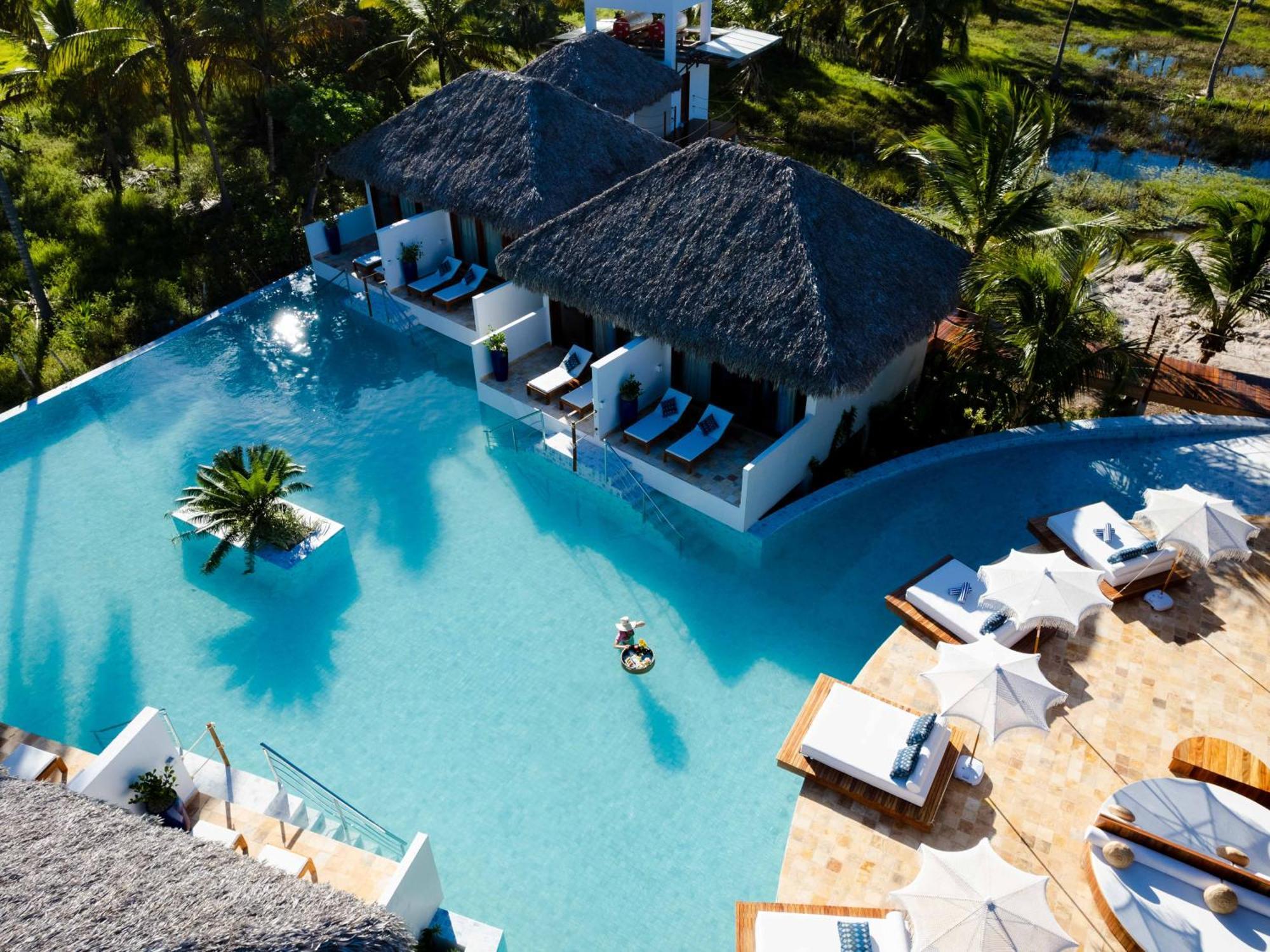 Mkni Hotel - Ikaika Makani Experience Prea Bagian luar foto