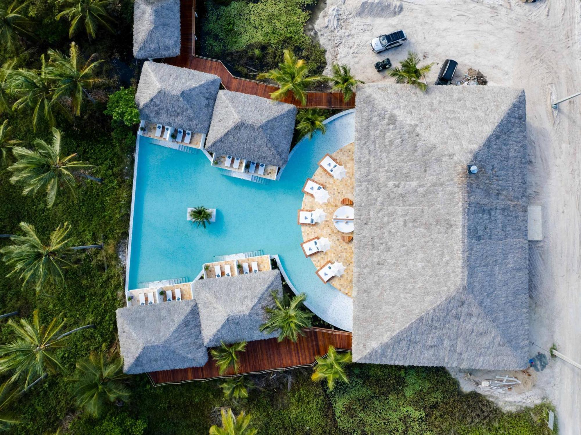 Mkni Hotel - Ikaika Makani Experience Prea Bagian luar foto